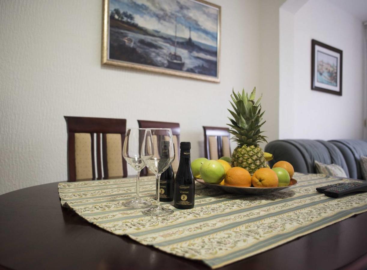 Ferienwohnung Porodicni Sveti Stefan Exterior foto